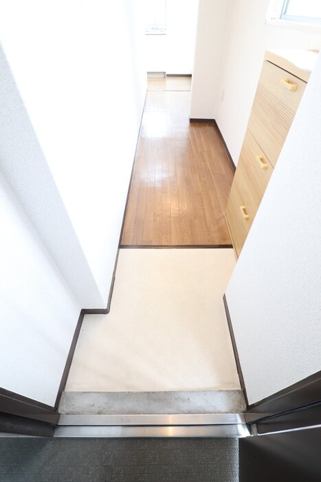 玄関 ドミノリバ－サイド