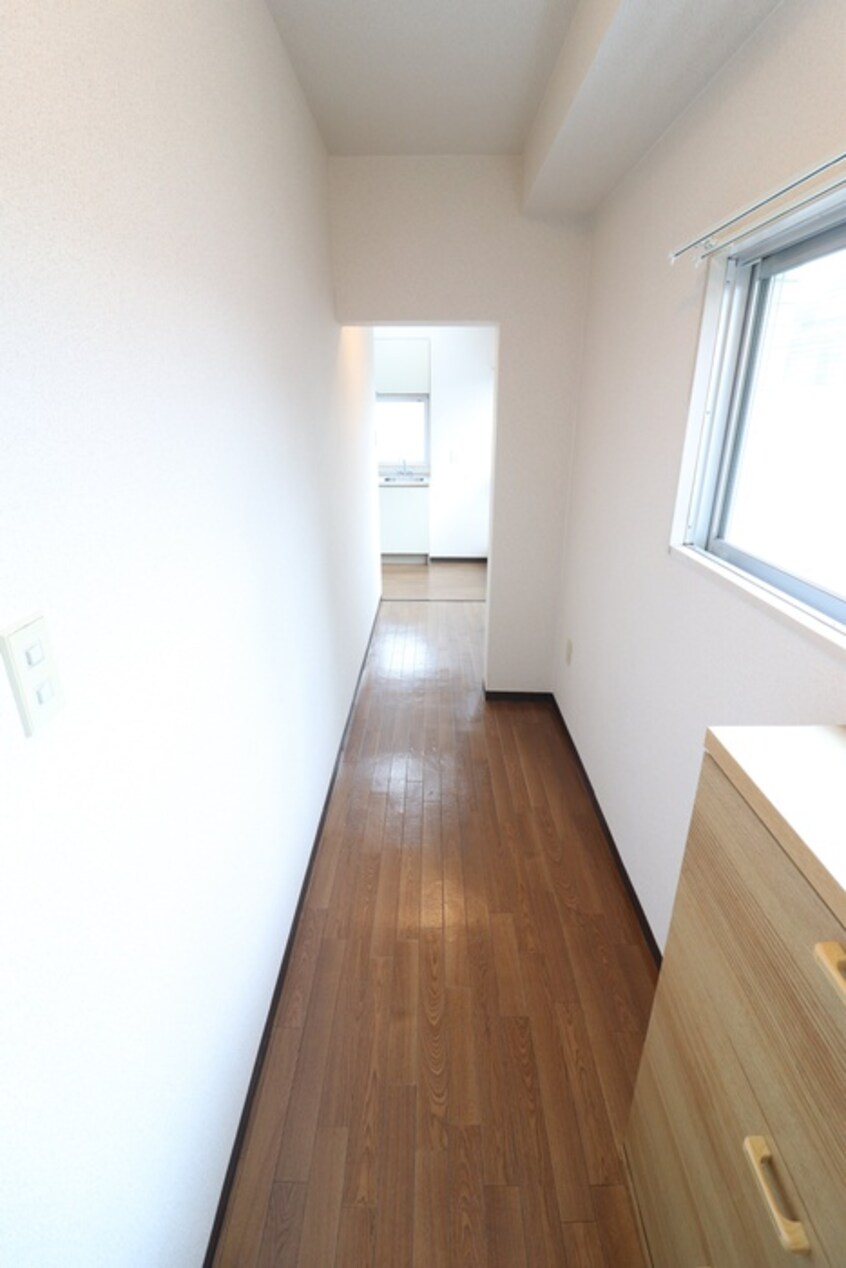 廊下 ドミノリバ－サイド