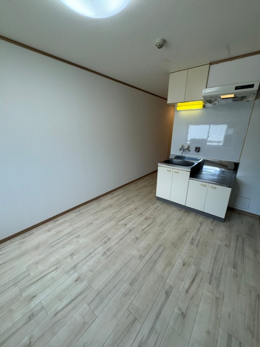 居室 アリタマンション京橋