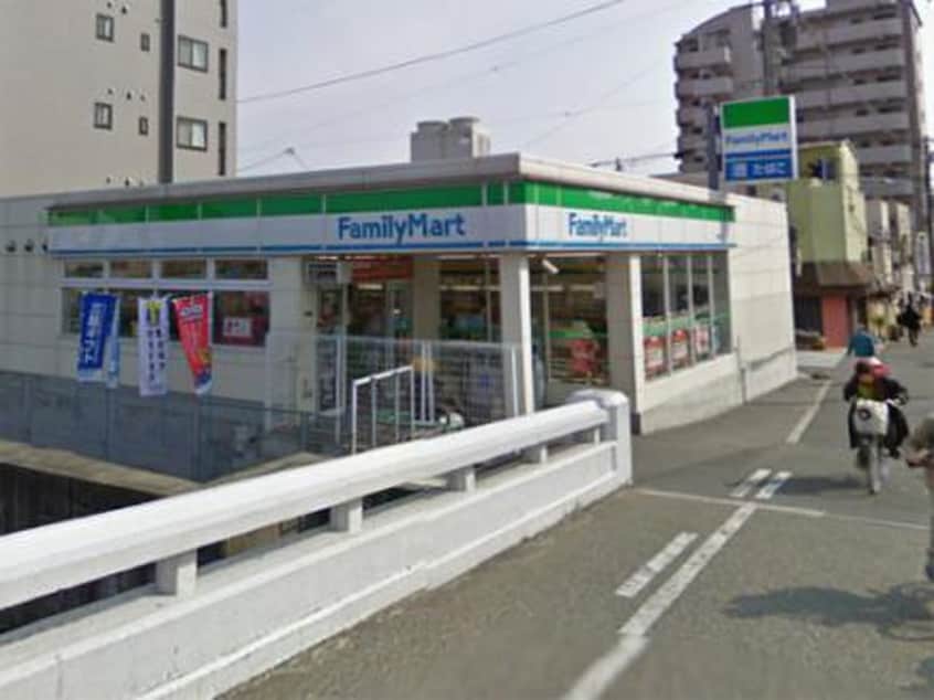 ファミリーマート(コンビニ)まで410m アリタマンション京橋
