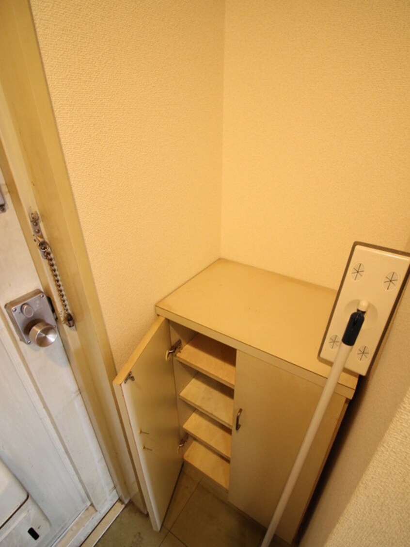 靴箱 マンション桂