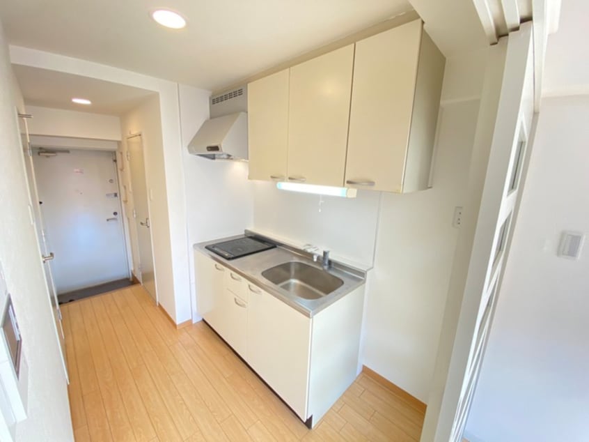 キッチン エルセレ－ノ西京極