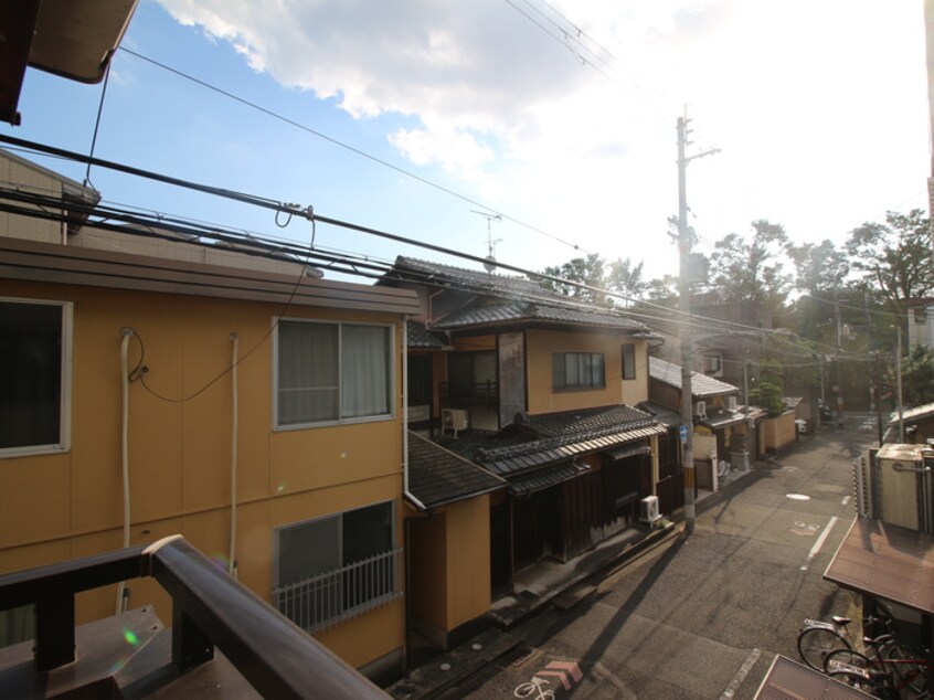 室内からの展望 ルネット御所