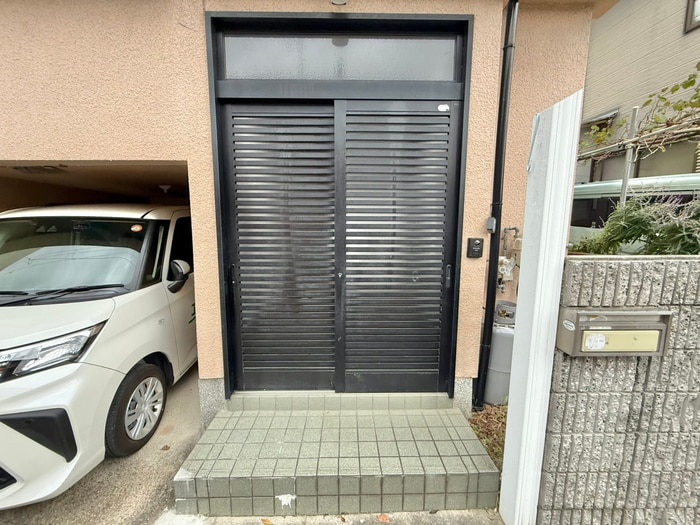 エントランス部分 中北提貸家