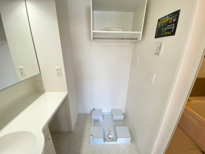 洗濯機置場 Lucent 本堅田