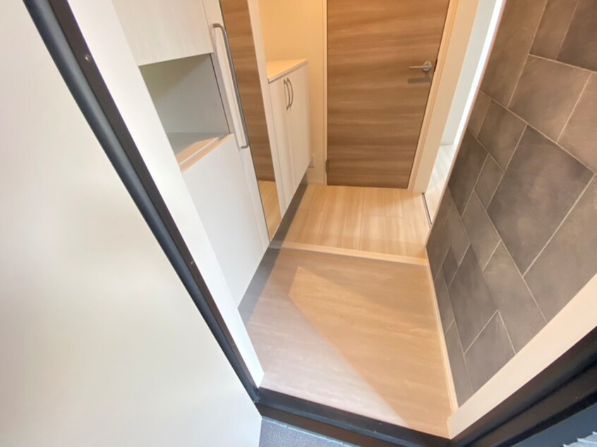 玄関 Lucent 本堅田