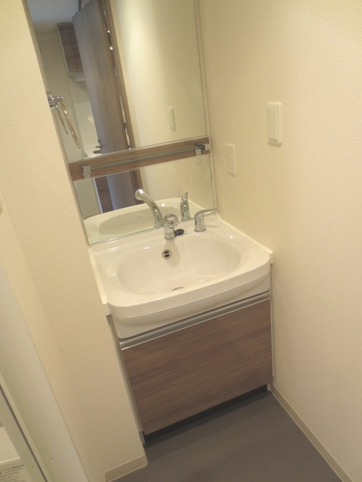 洗面 ﾌﾟﾚｻﾝｽ松屋町駅前（１１０４）