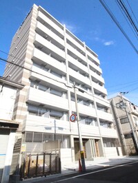 ﾌｧｰｽﾄﾌｨｵｰﾚ三宮EAST(104)