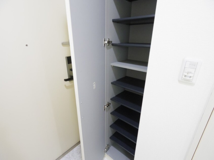 靴箱 Ｗｅｌｌ　ｂｅｉｎｇ