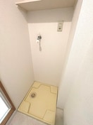 洗濯機置場 ｴｽﾃﾑｺｰﾄ新大阪Ⅲｽﾃｰｼｮﾝﾌﾟﾗｻﾞ