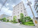 パインフィ－ルド洛西の外観