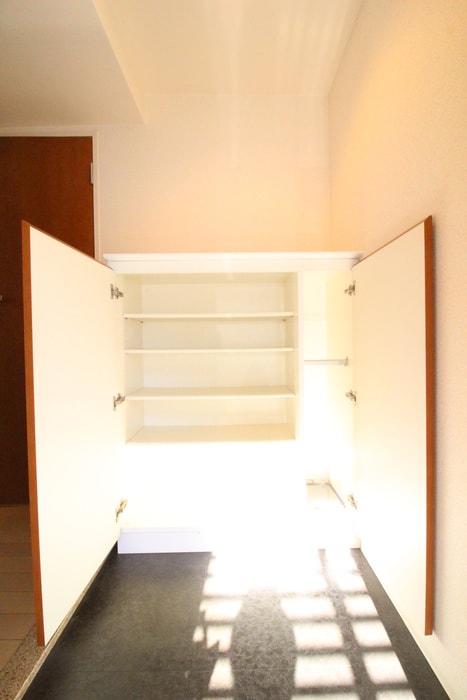 靴箱 D-Rest Nakanoshima