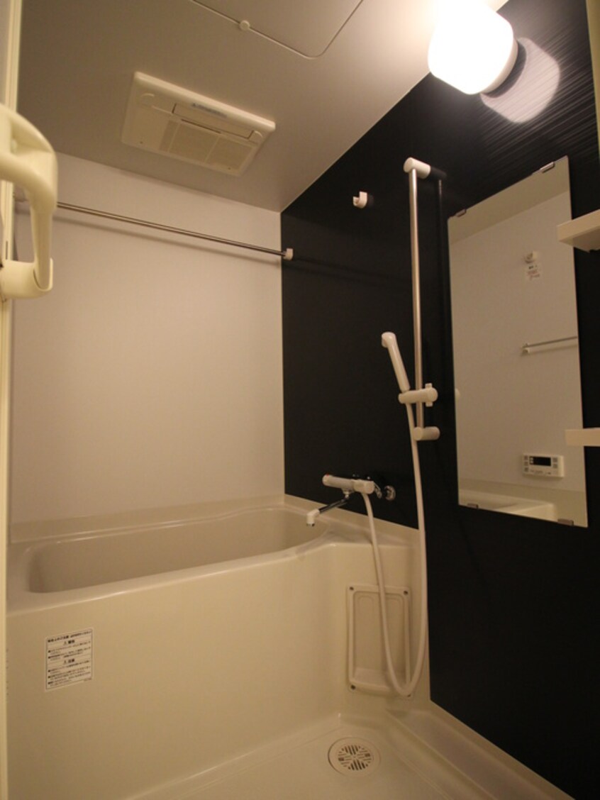 バス／シャワールーム等 Ｗ．Ｏ．Ｂ西宮レジデンス