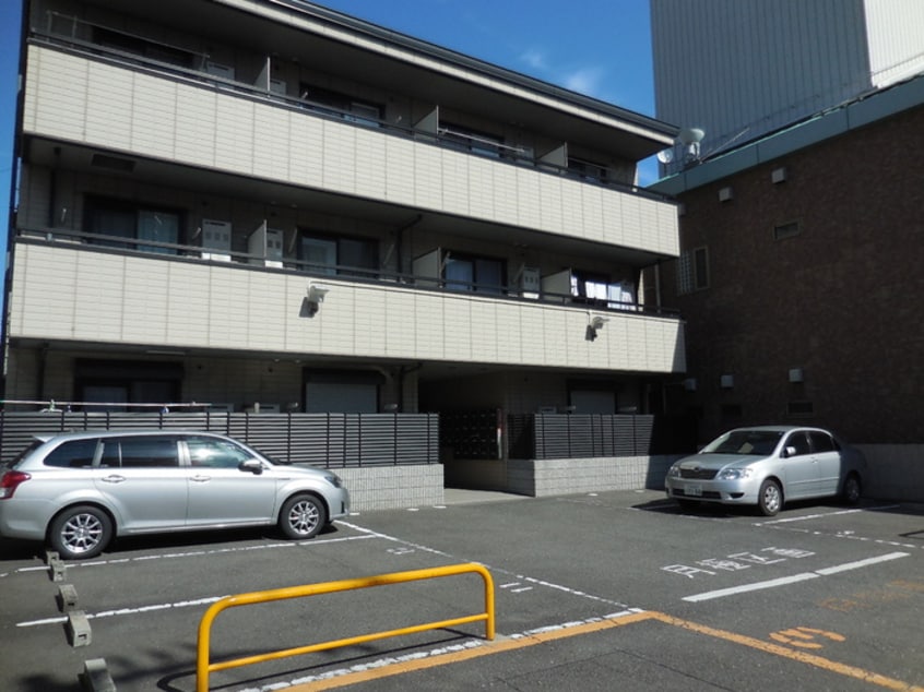 駐車場 メゾン・ドュミ－ル