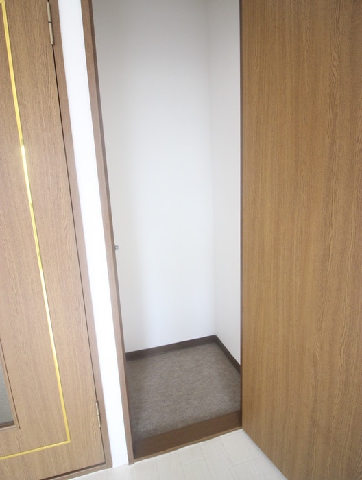 収納 ルミエ－ル西長堀