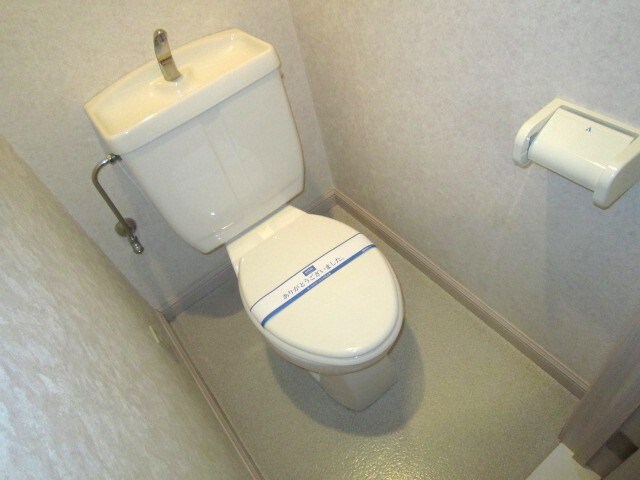 トイレ エレガンタナカⅡ