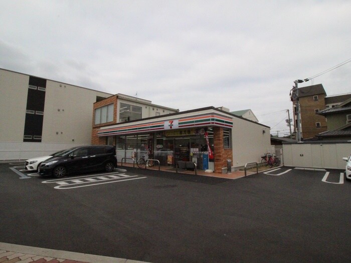 セブンイレブン(コンビニ)まで350m サンティ－ル