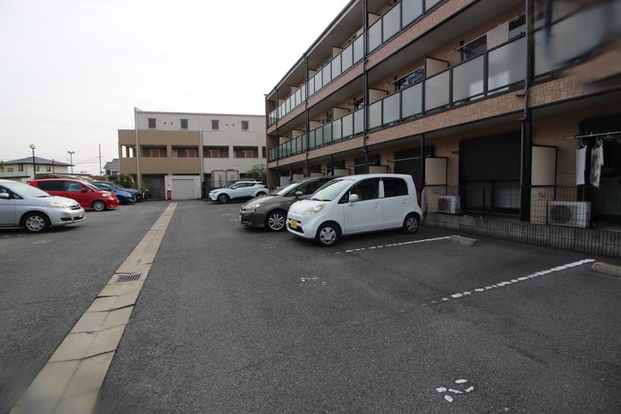 駐車場 ル－チェⅡ番館