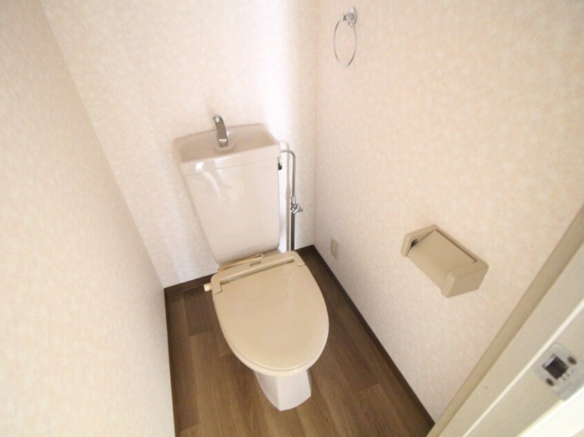 トイレ ベルファミ－レ