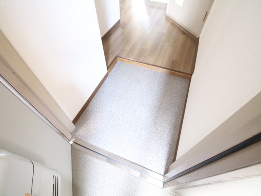 玄関 ベルファミ－レ