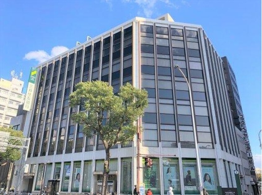 三井住友銀行(銀行)まで700m ベルファミ－レ