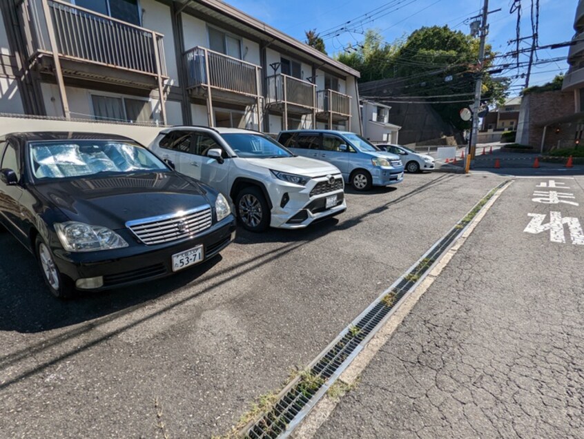 駐車場 岡山手ハイツ