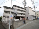 ロイヤルコートの外観
