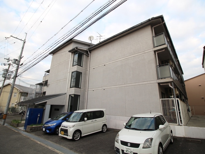 駐車場 ロイヤルコート