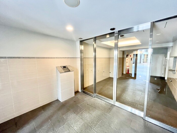 エントランス部分 レジュールアッシュＢＥＮＴＥＮ