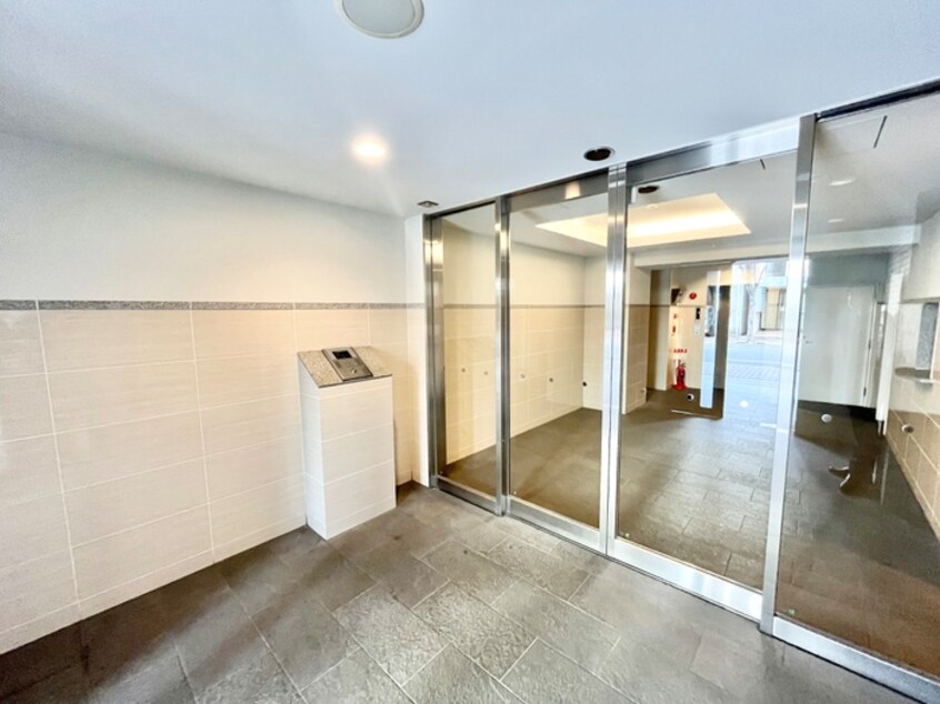 エントランス部分 レジュールアッシュＢＥＮＴＥＮ