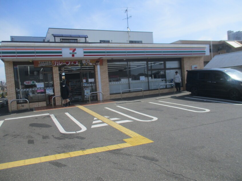 セブン-イレブン 神戸須磨行幸町店(コンビニ)まで290m ブランシュ・ド・離宮