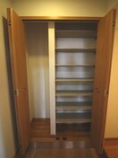 靴箱 サニ－レジデンス吉野