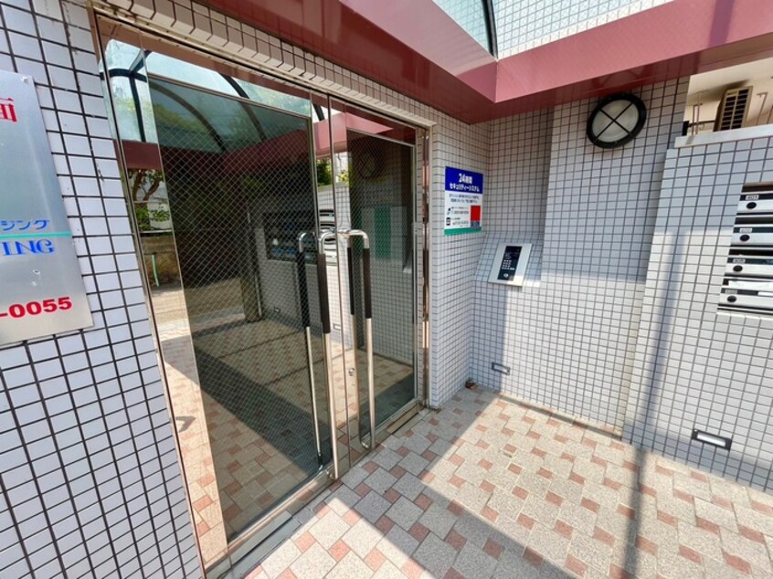 エントランス部分 グランリッチ箕面