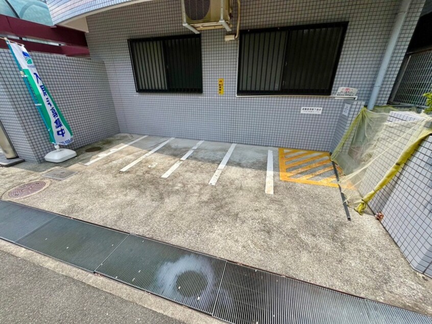 駐輪場 グランリッチ箕面