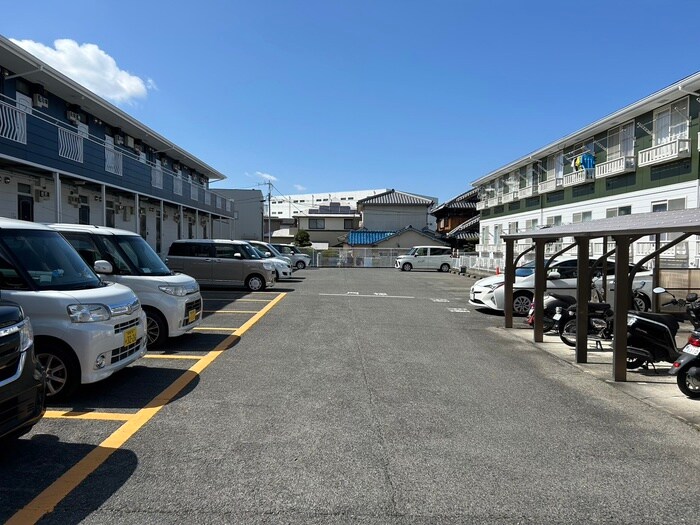 駐車場 法橋ハイツA棟