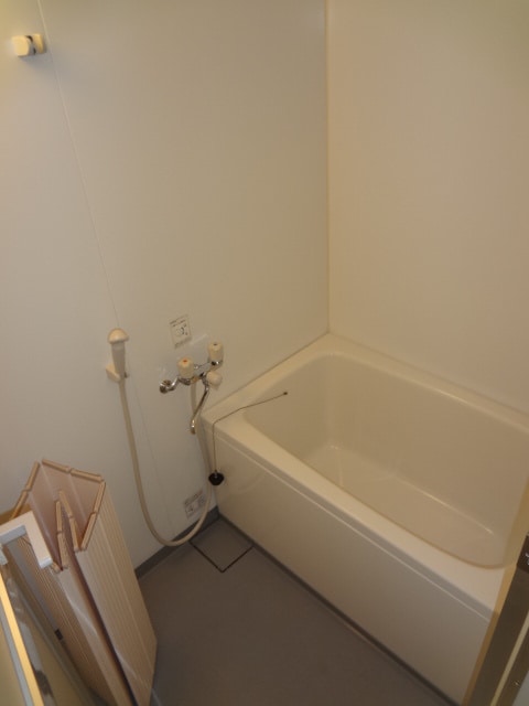 バス／シャワールーム等 藤和市岡ハイタウン(404)