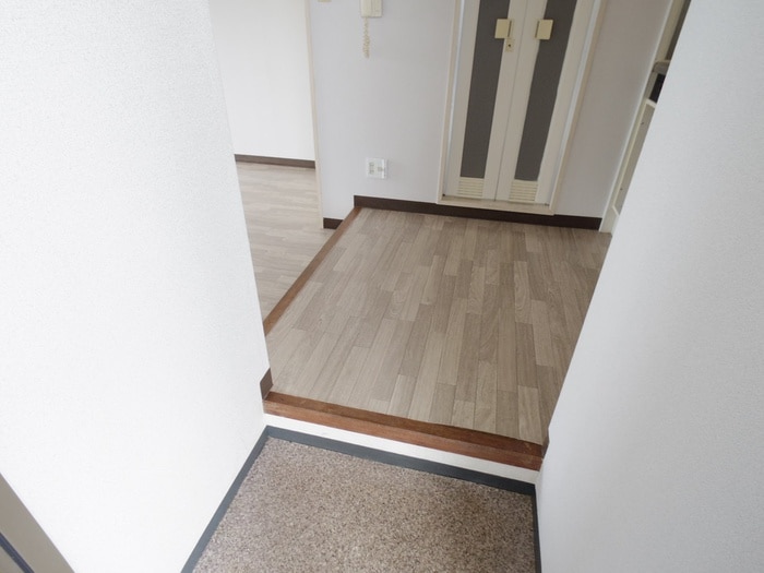 玄関 フォンティーヌ