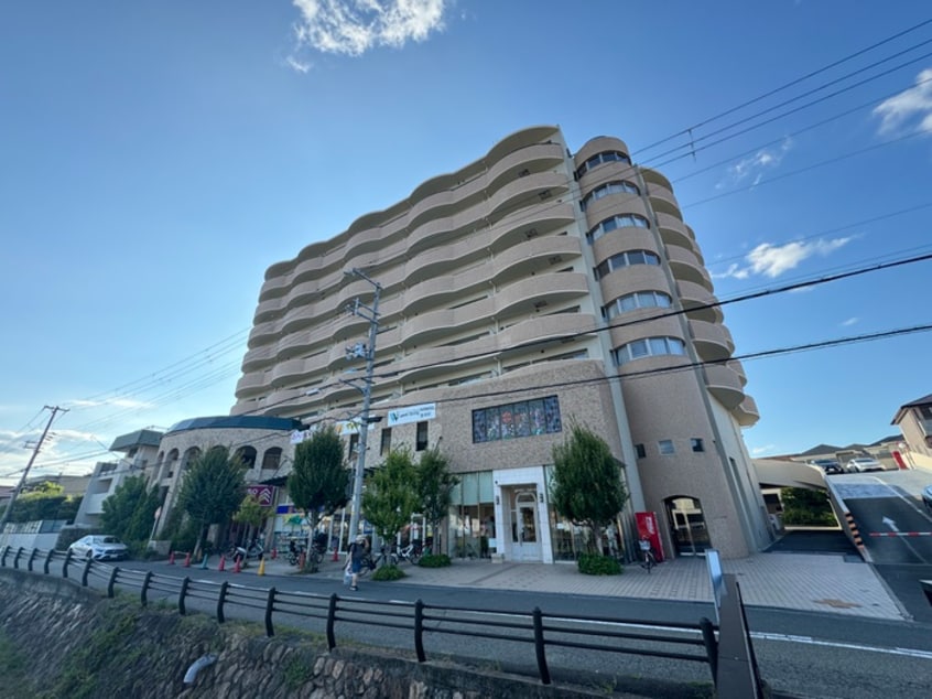 外観写真 仁川リバ－サイドヒルズ