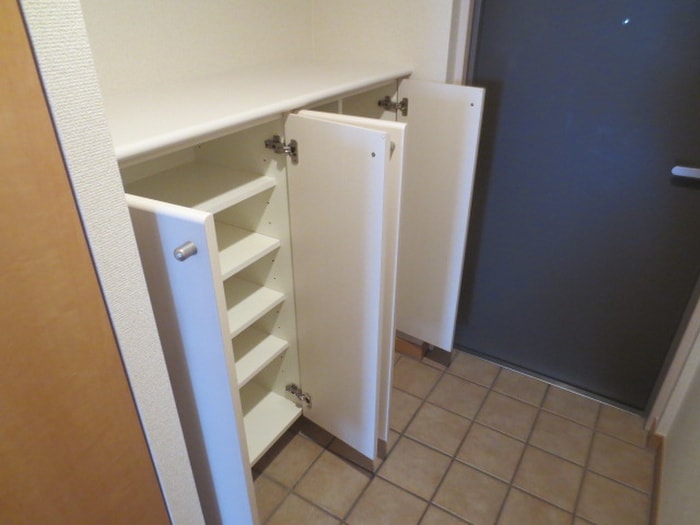 靴箱 仁川リバ－サイドヒルズ