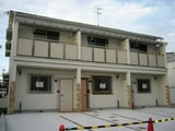 東園田町1丁目テラスハウス