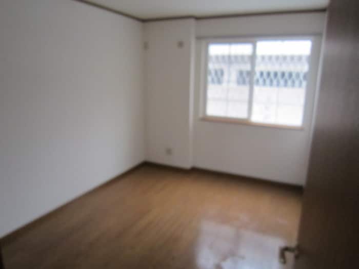 居室 ペニ－レ－ン茨木