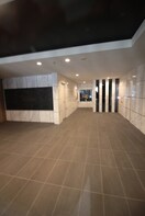 エントランス部分 ﾌﾟﾚｻﾝｽ北浜ﾚｶﾞｰﾛ(202)