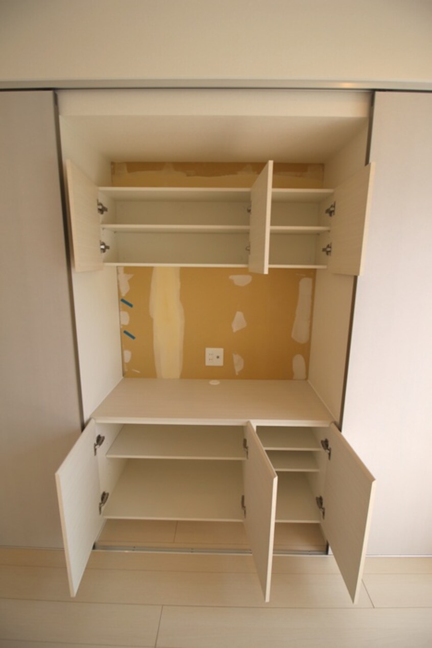 収納 リブリ・マノアフォールズ