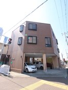 アジュールの外観