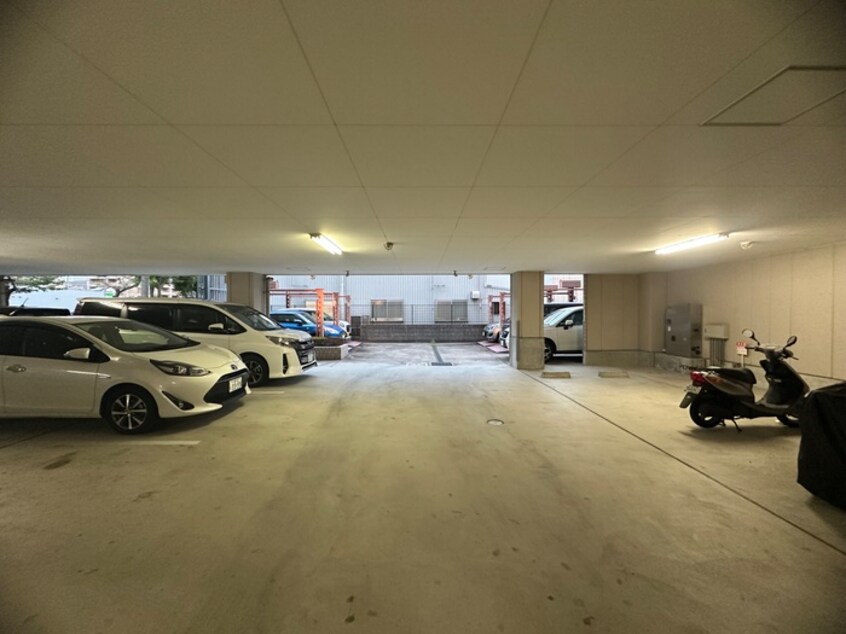 駐車場 アーデン江坂Ⅲ