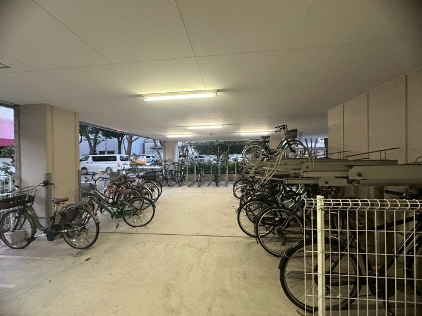 駐輪場 アーデン江坂Ⅲ
