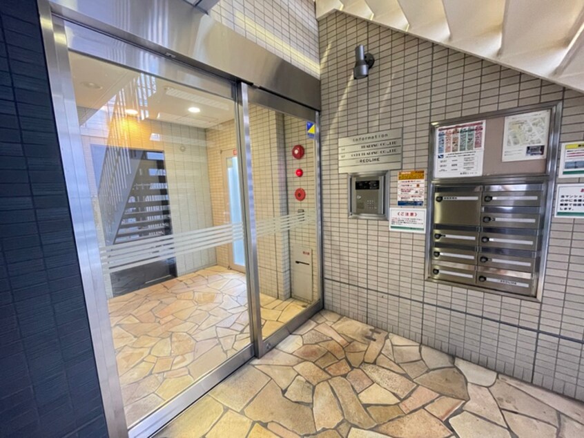 エントランス部分 越智ビル