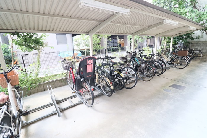 駐輪場 モンリベルテ箕面