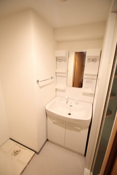 洗面 モンリベルテ箕面