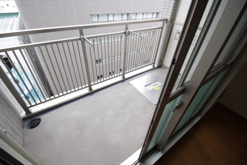ベランダ・バルコニー モンリベルテ箕面